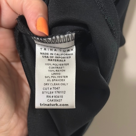 Trina Turk black blouse, Tunic, stretch waist, zipper, pockets, size XS - Picture 4 of 11